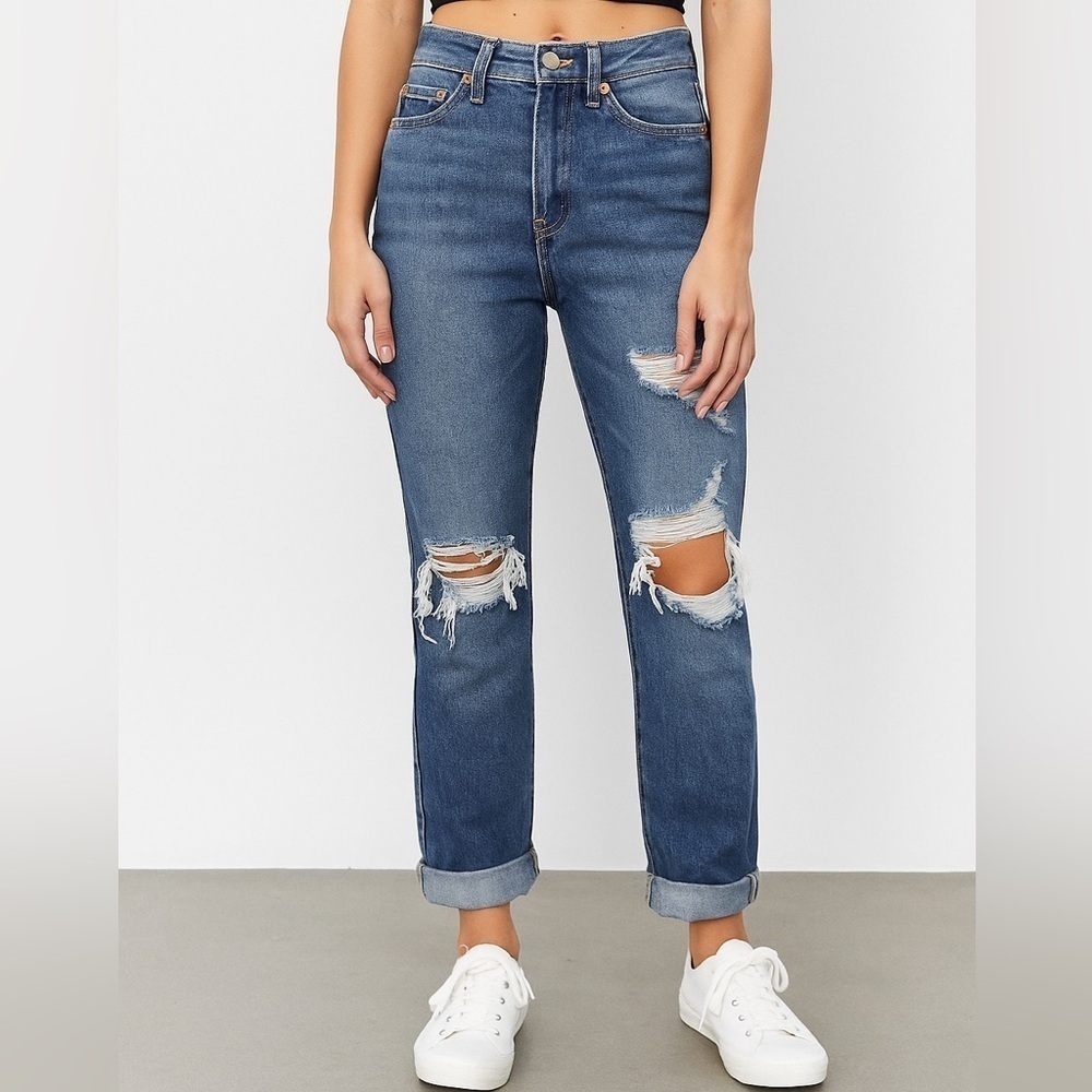 BDG Urban Outfitters boot cut distressed holes Jeans Sz 24 medium wash